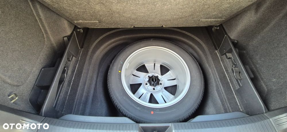 Volkswagen Golf 1.5 eTSI Life DSG - 30