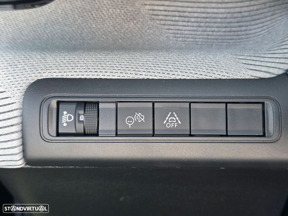 Citroën C3 1.2 Hybrid Max e-DSC6 - 22