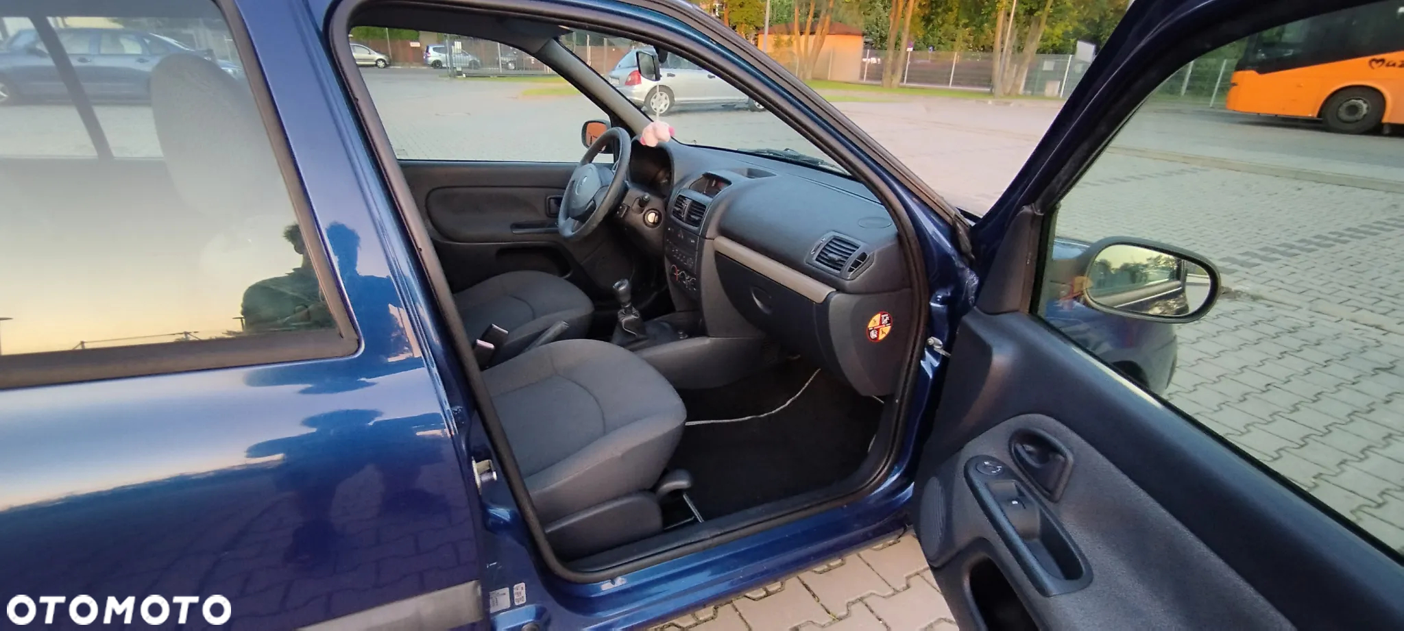 Renault Clio - 15