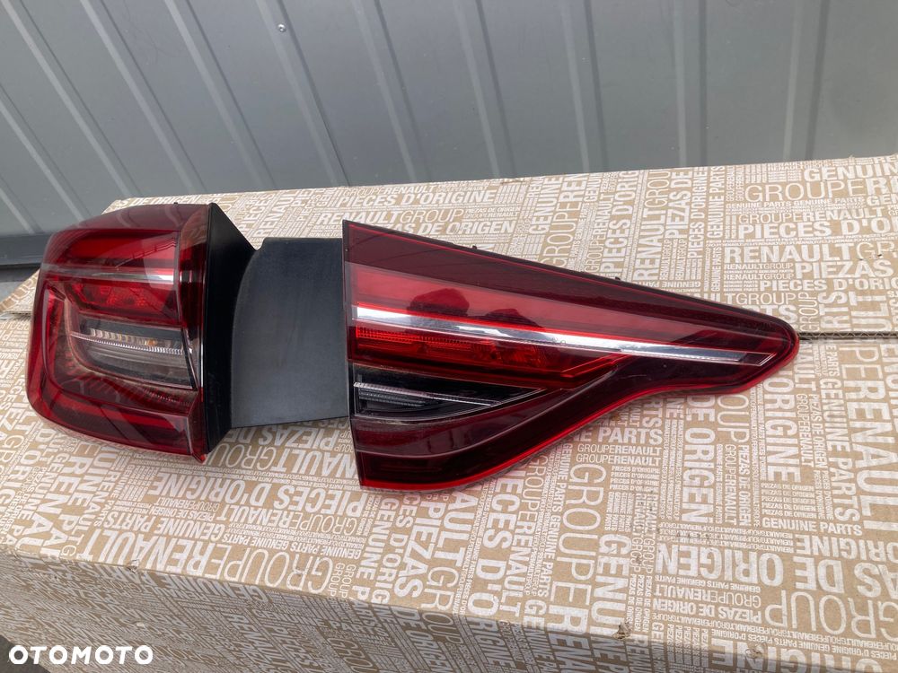 RENAULT CLIO 5 V 2 x Lampy tylne lewe  LAMPA TYLNA LEWA  W KLAPĘ I W BŁOTNIK EUROPA LEWY TYŁ LEWA strona  tylne W-wa - 2