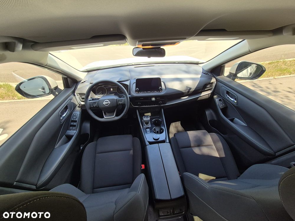 Nissan Rogue - 14