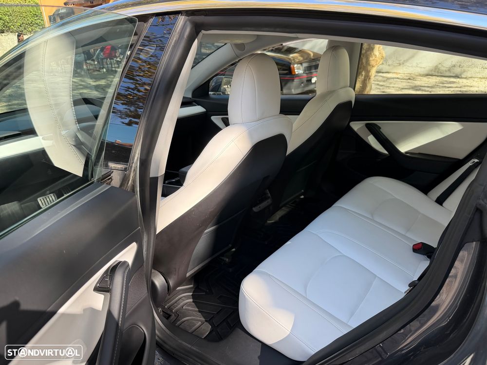 Tesla Model 3 Performance Dual Motor AWD - 22