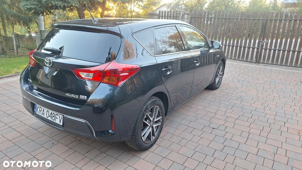 Toyota Auris 1.8 HSD Luna - 9