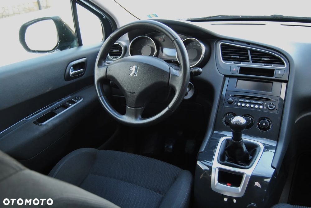 Peugeot 5008 1.6 Active - 11