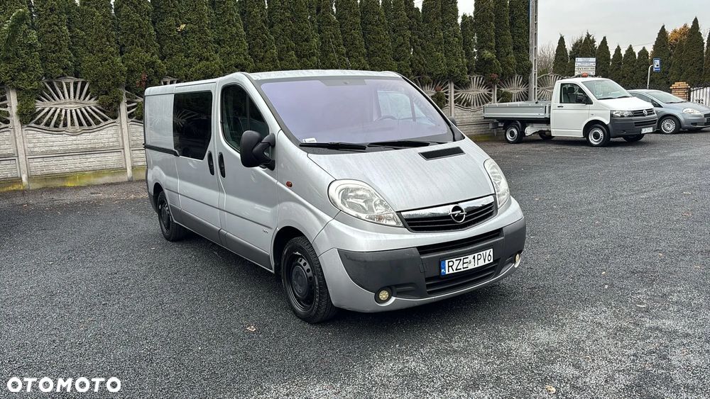 Opel Vivaro L2H1 2.9t - 37