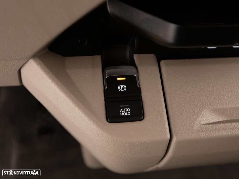 VW Multivan 1.4 TSI e-Hybrid Life DSG - 22