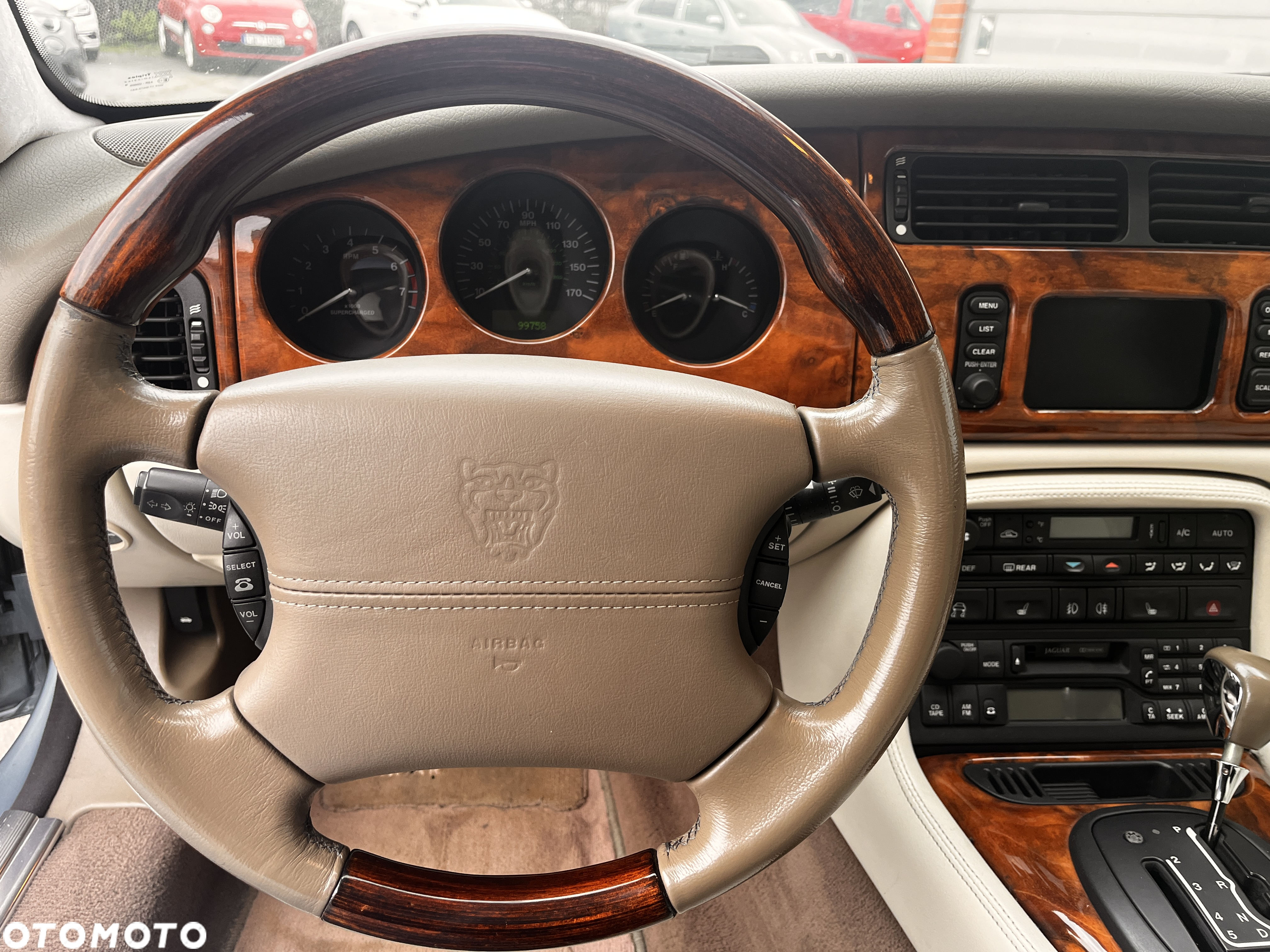 Jaguar XK XKR Coupe - 30
