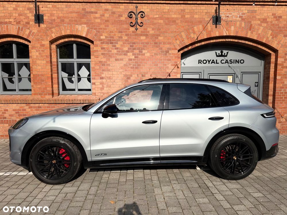 Porsche Cayenne GTS - 8