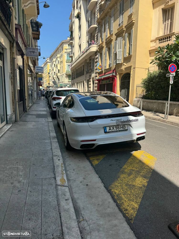 Porsche Panamera Sport Turismo 4S E-Hybrid - 3