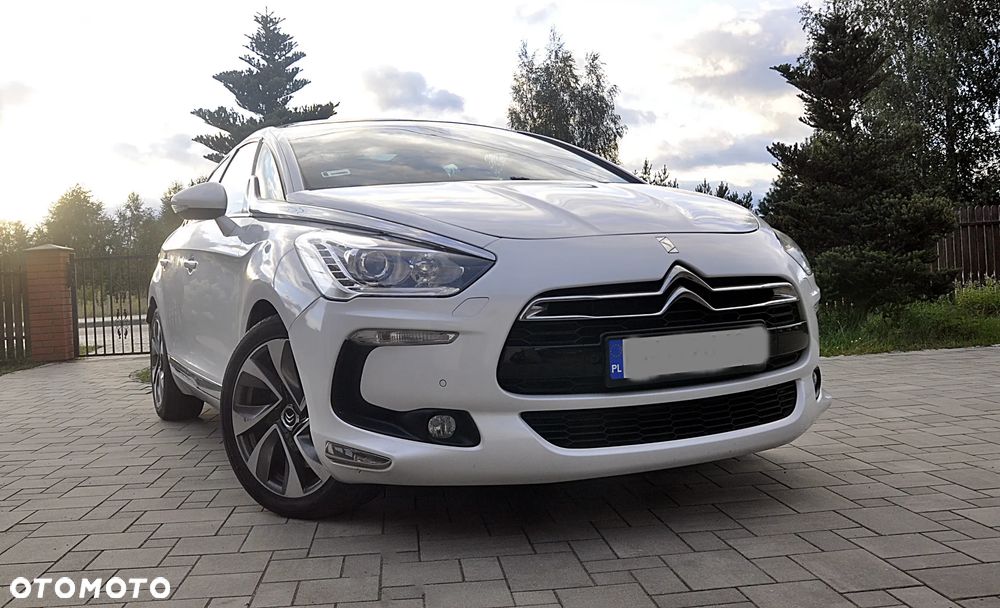 Citroën DS5 1.6 THP SportChic - 3