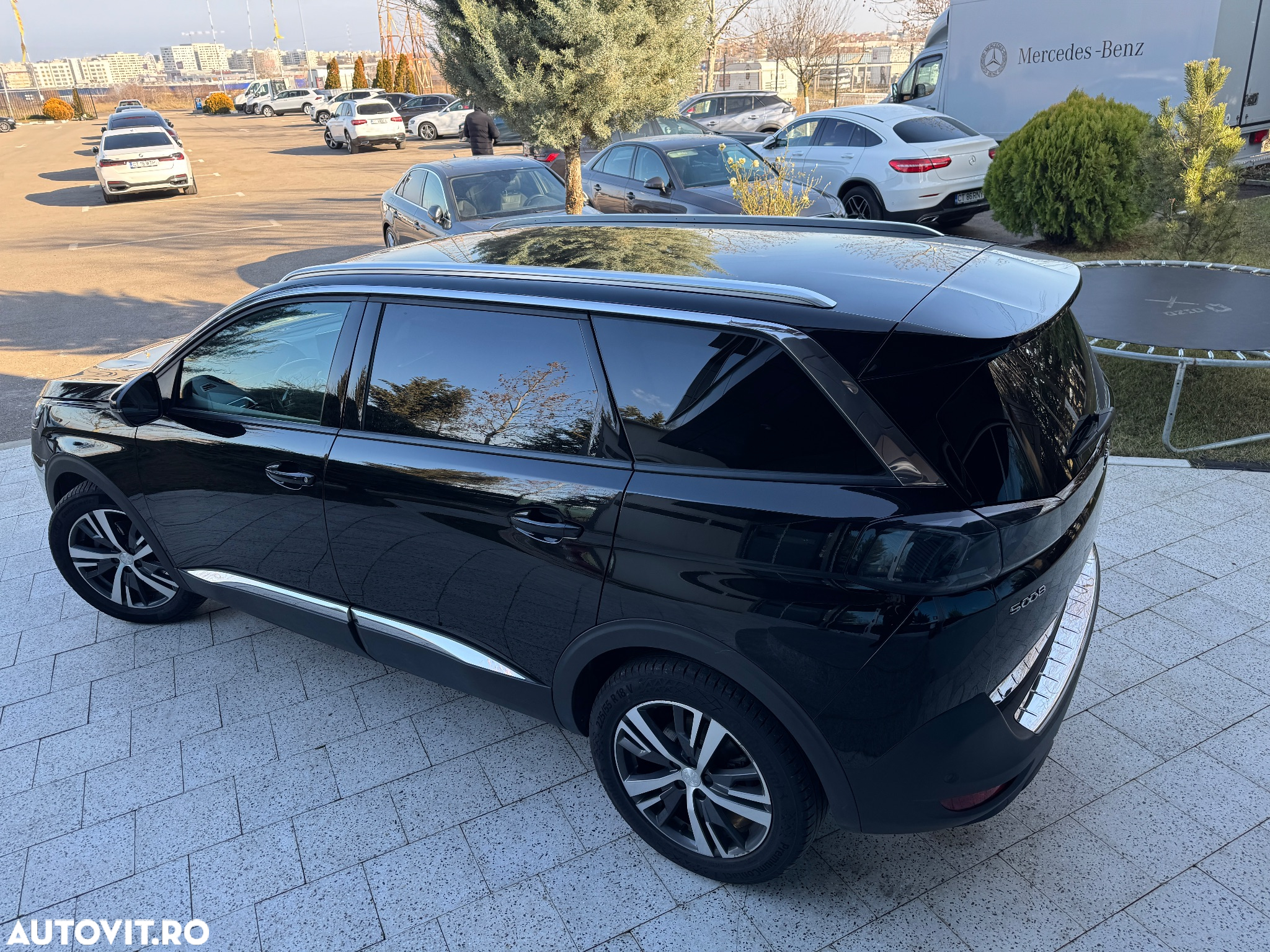 Peugeot 5008 - 4