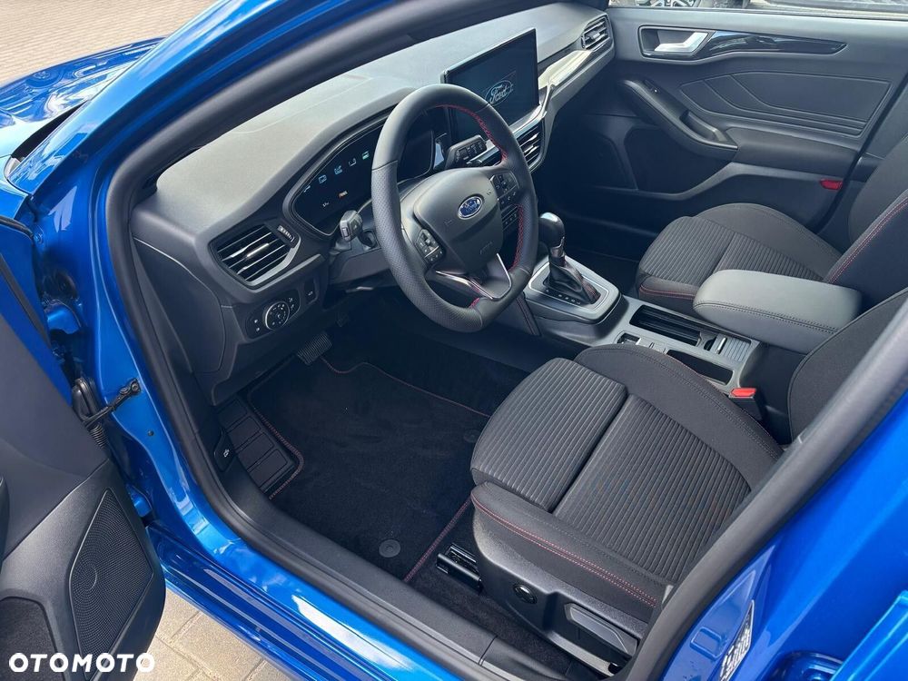 Ford Focus 1.0 EcoBoost mHEV ST-Line X - 15