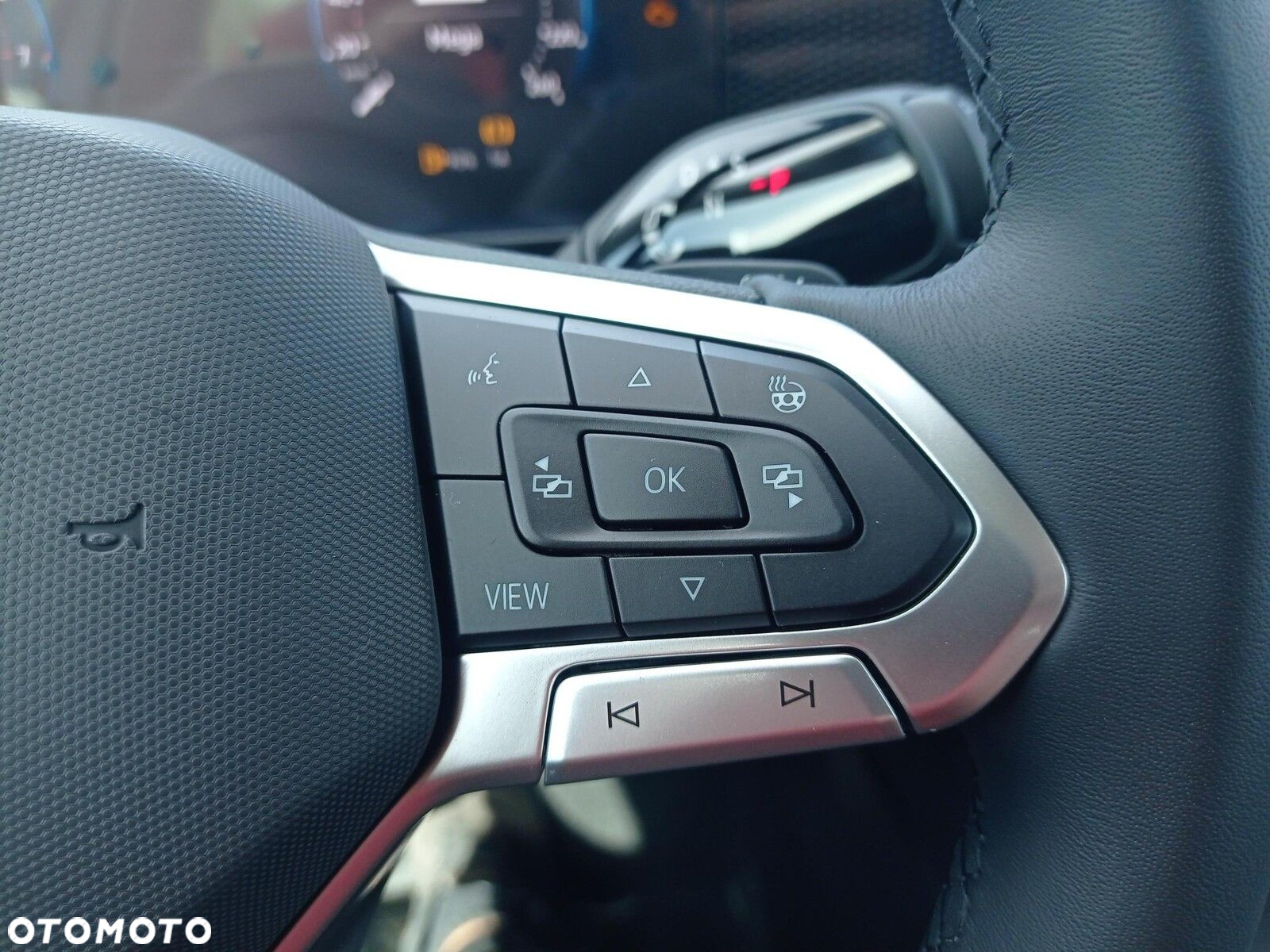 Volkswagen Passat - 26