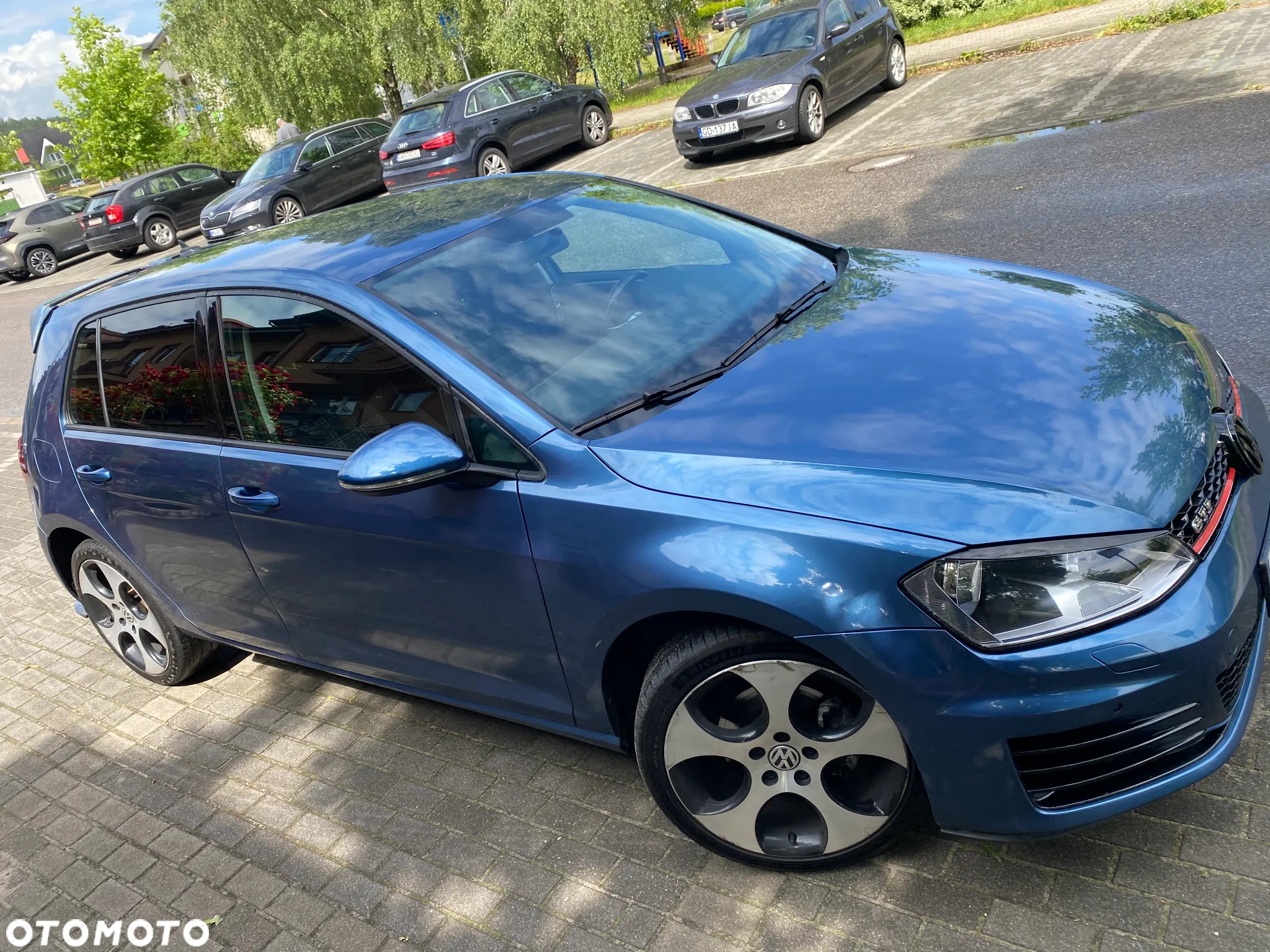 Volkswagen Golf - 9