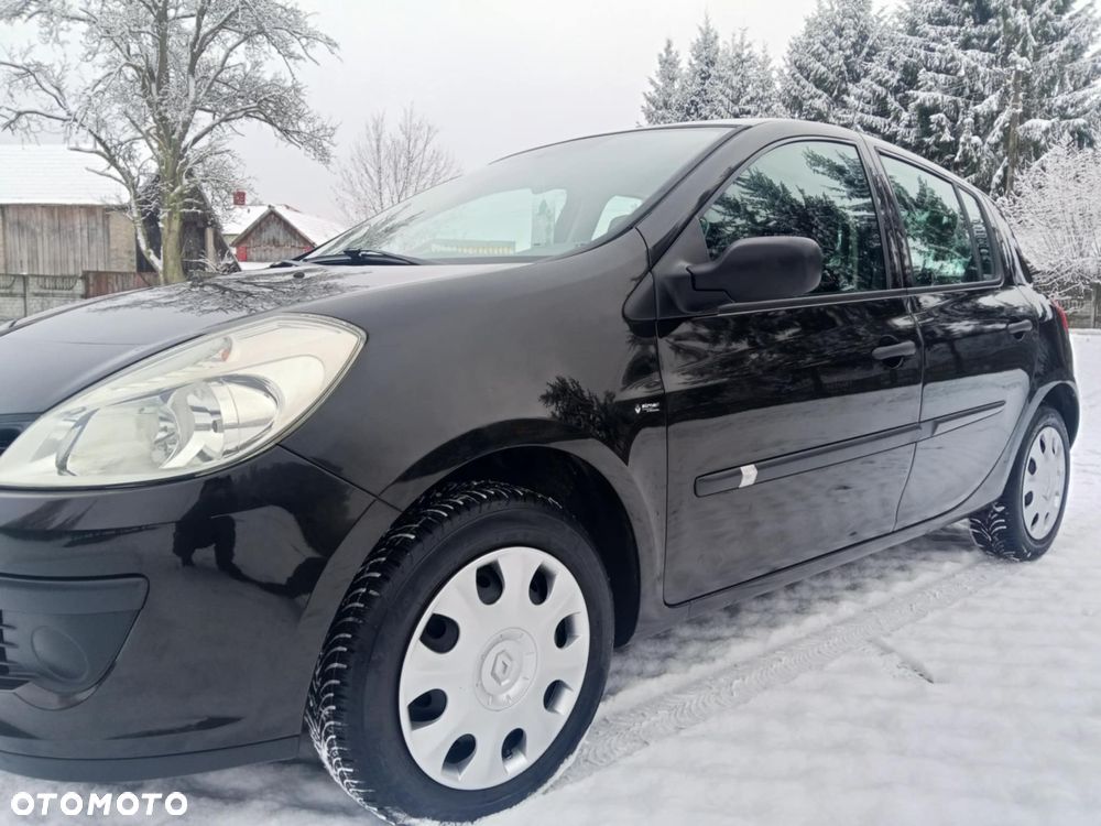 Renault Clio - 3