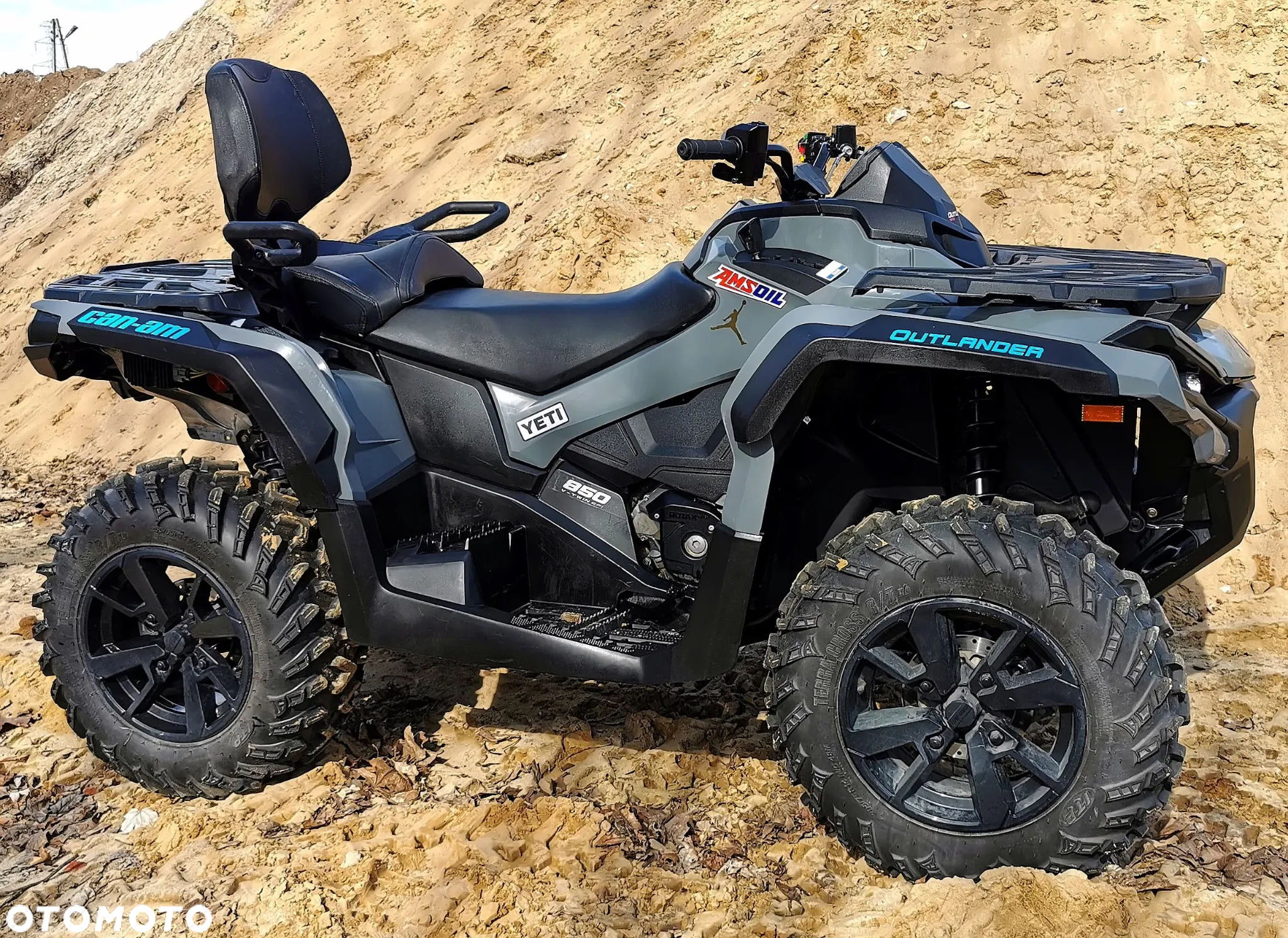 Can-Am Outlander Max - 18