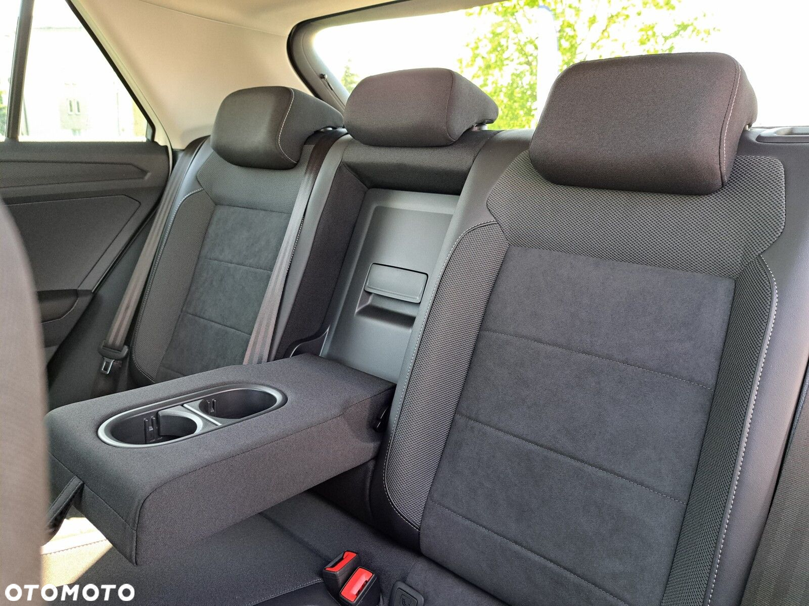 Volkswagen T-Roc 2.0 TSI 4Motion Style DSG - 36