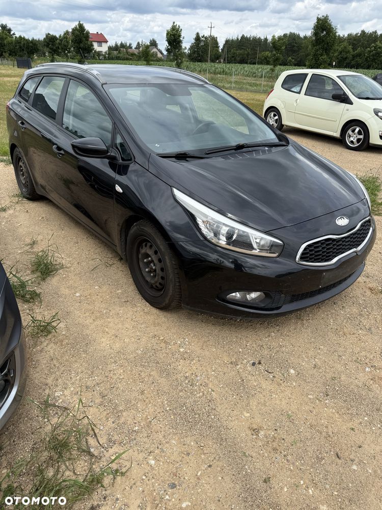 Kia Ceed - 1