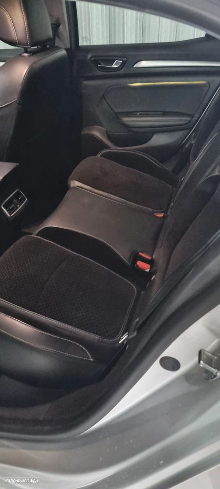 Renault Mégane 1.5 dCi Intens - 11