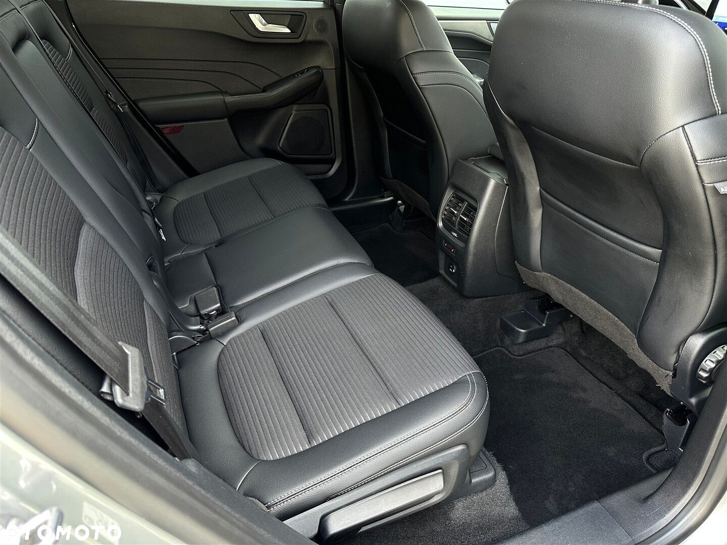 Ford Kuga - 7