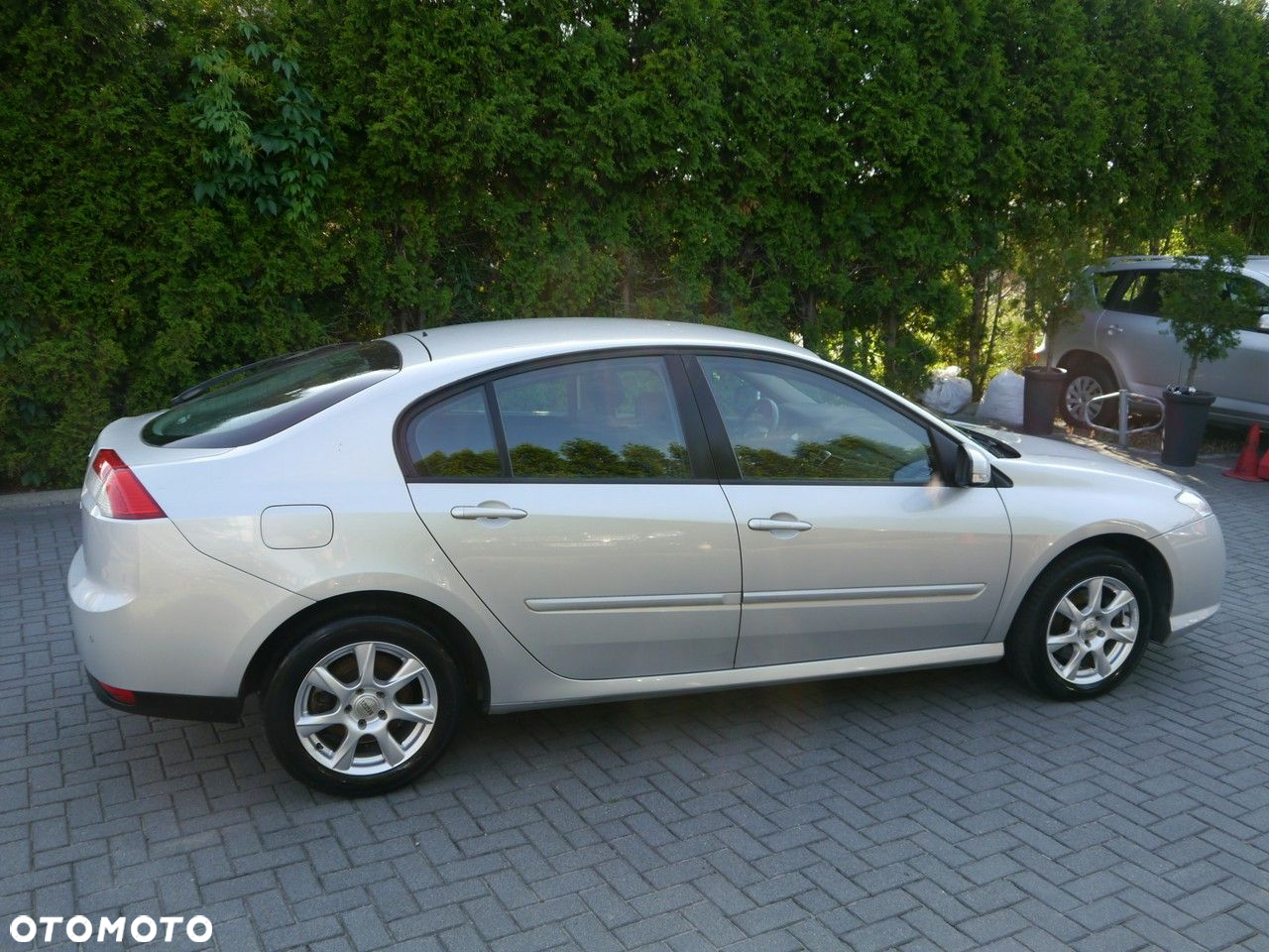 Renault Laguna 2.0 Authentique - 11