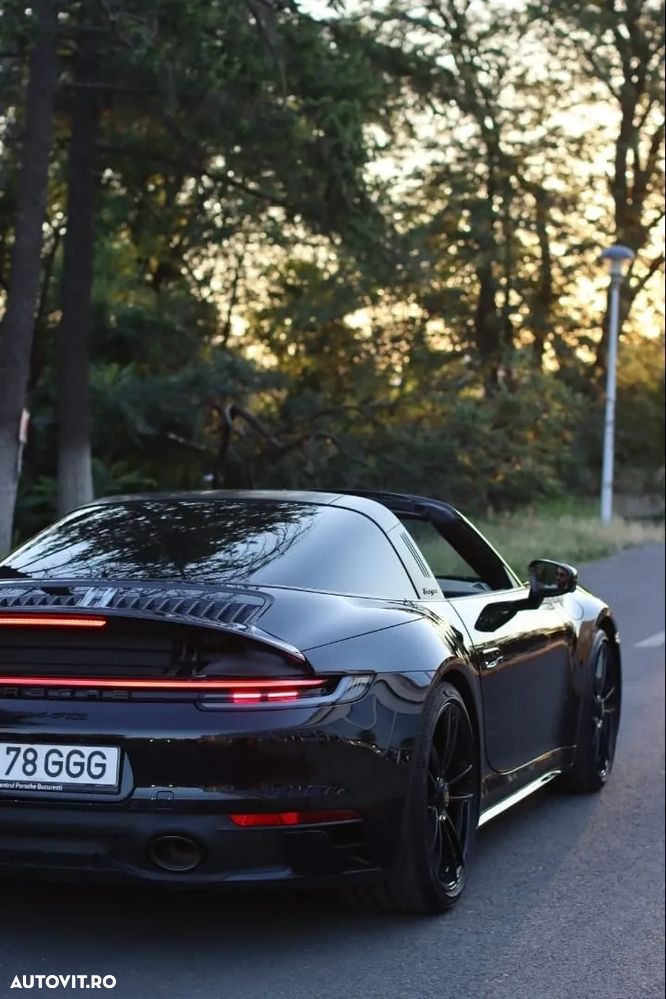 Porsche 992 - 4