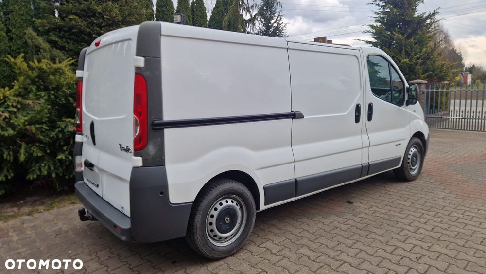 Renault Trafic - 10