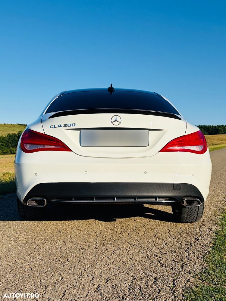 Mercedes-Benz CLA 200 Shooting Brake 7G-DCT AMG Line - 8