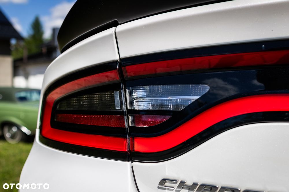 Dodge Charger - 11