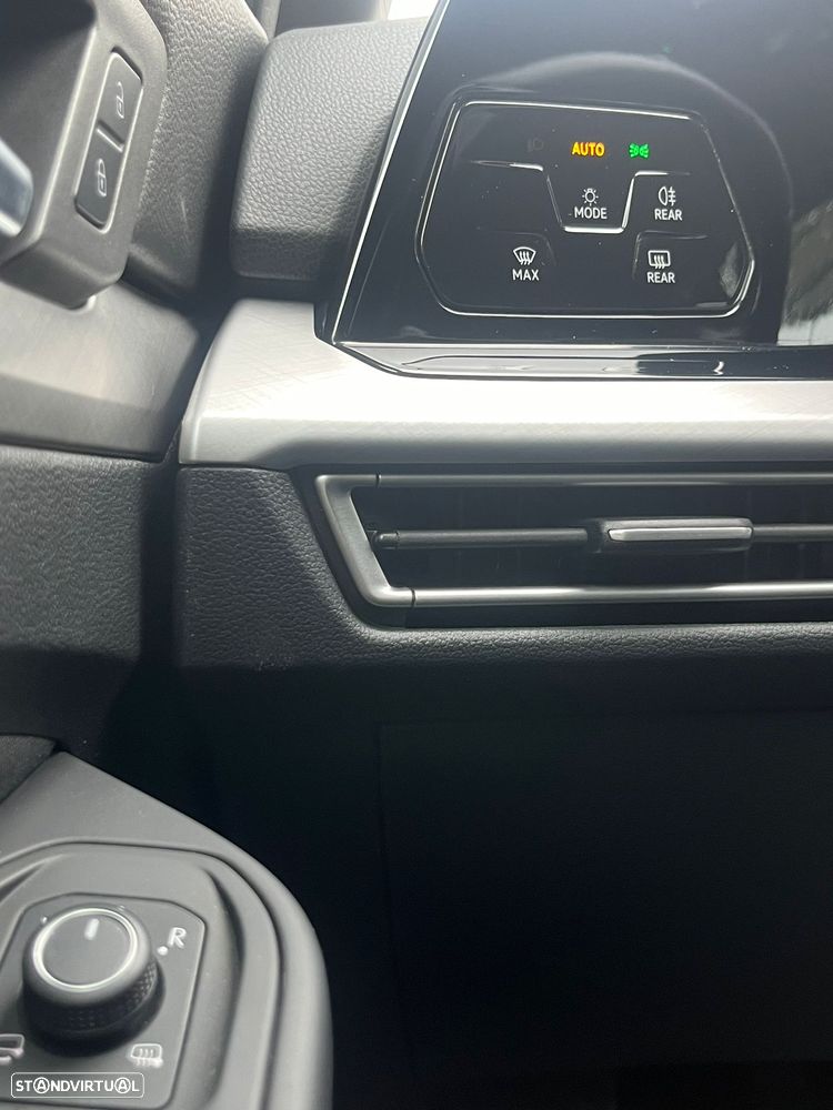 VW Golf Variant 2.0 TDi SCR Life - 8