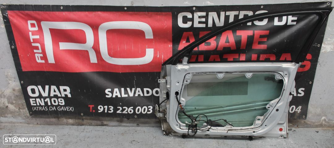 Porta da Frente do Lado Direito Volkswagen Passat - 2