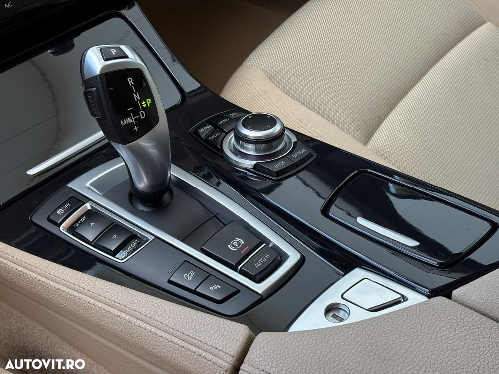 BMW Seria 5 520d xDrive Aut. - 15