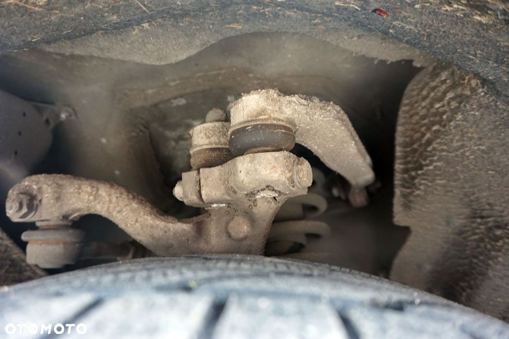 ZWROTNICA PIASTA PRAWY PRZÓD A6 C6 2.4 V6  AUDI 2004-2008 - 1