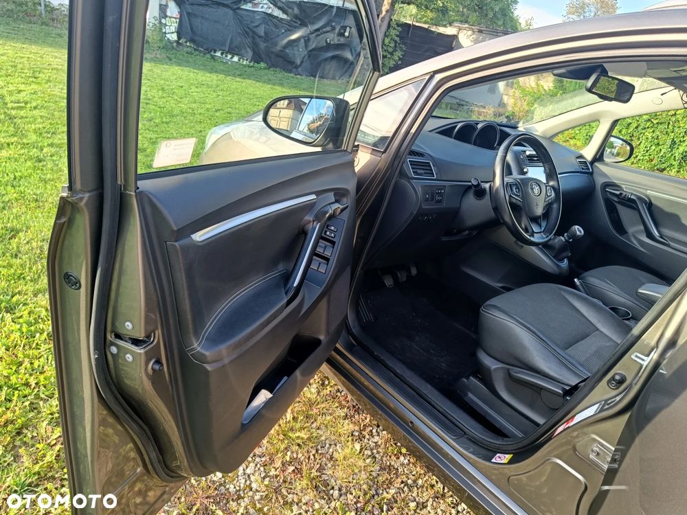 Toyota Verso 1.8 Premium 7os EU6 - 10