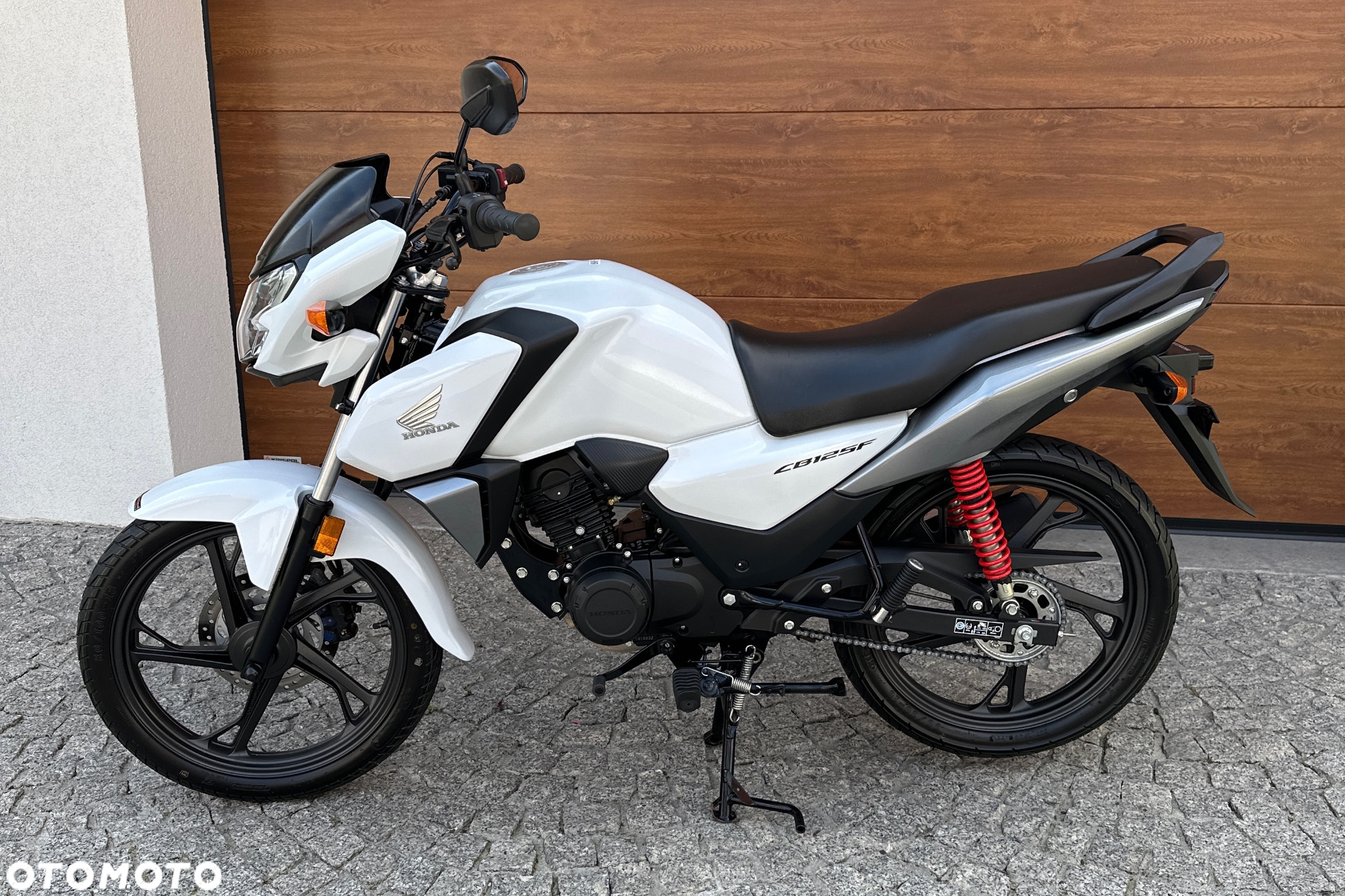Honda CBF - 13