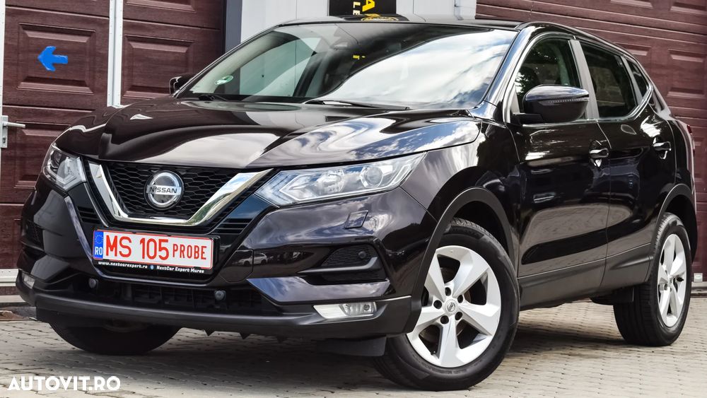 Nissan Qashqai 1.3 DIG-T N-CONNECTA - 1