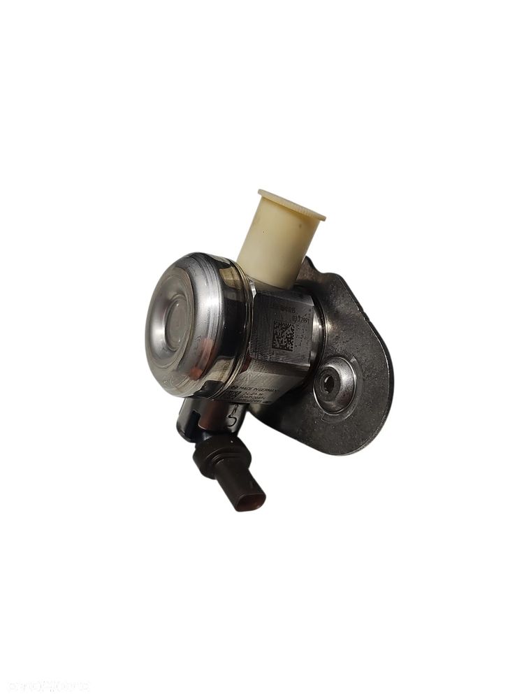 BMW G11 G30 G05 POMPA WTRYSKOWA PALIWA WYSOKIEGO CISNIENIA 8601015 - 1