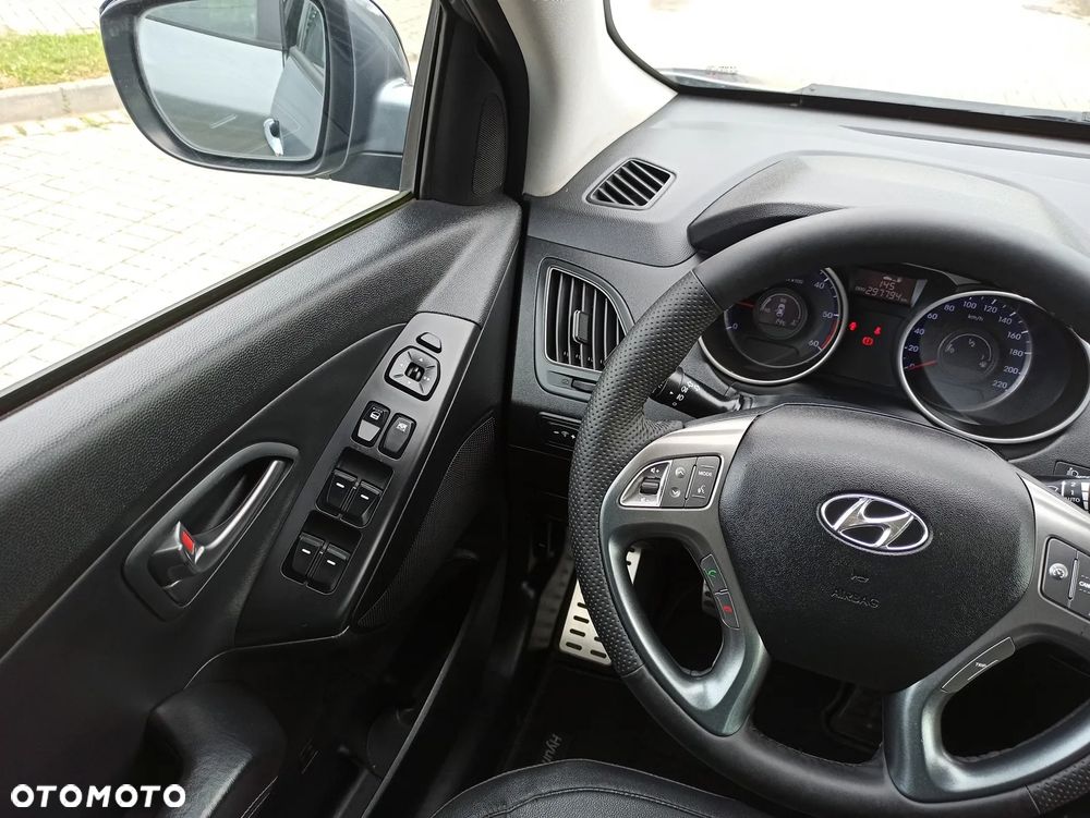 Hyundai ix35 1.7 CRDi 2WD Fifa World Cup Edition - 14