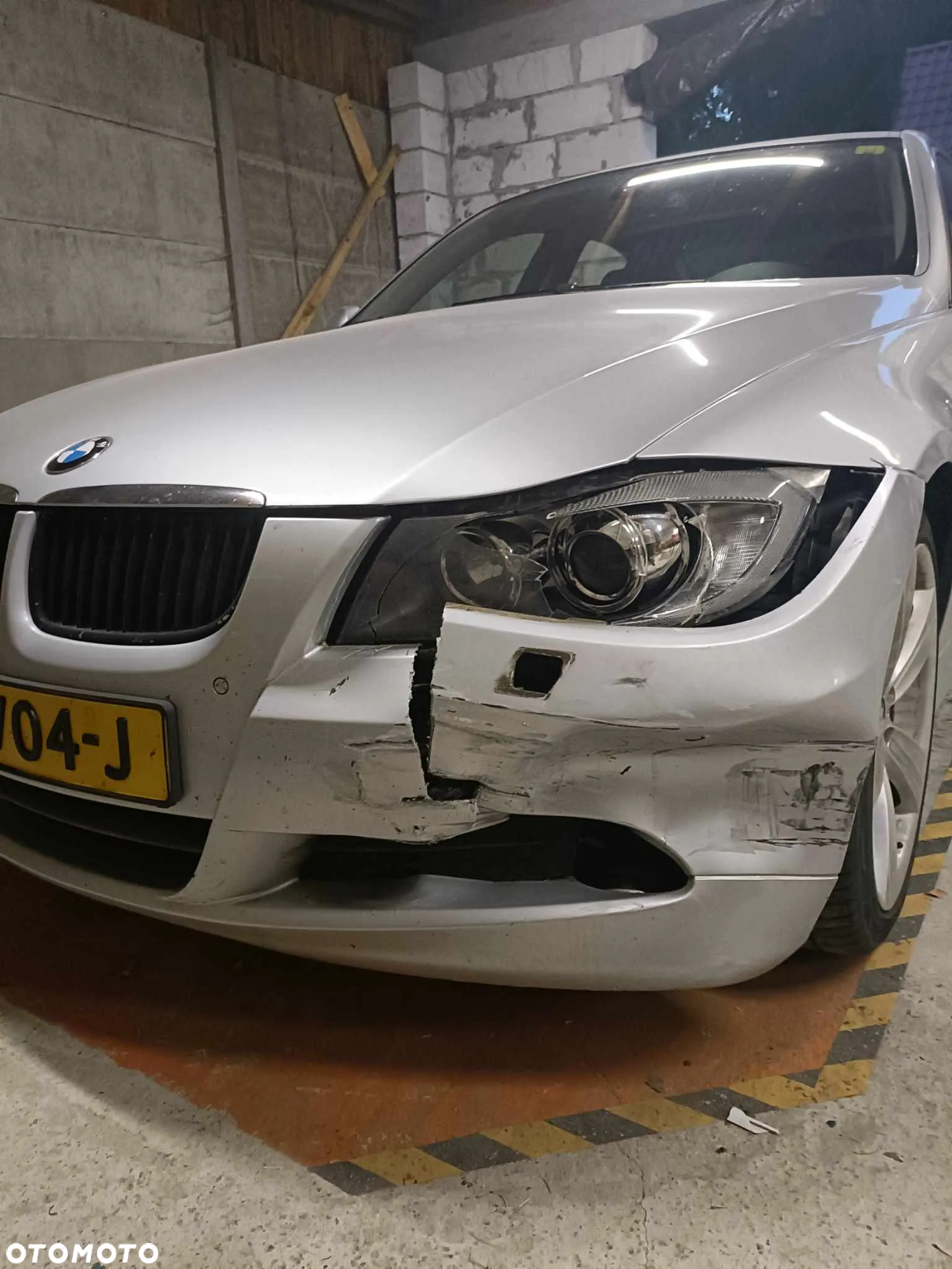 BMW Seria 3 325i - 7