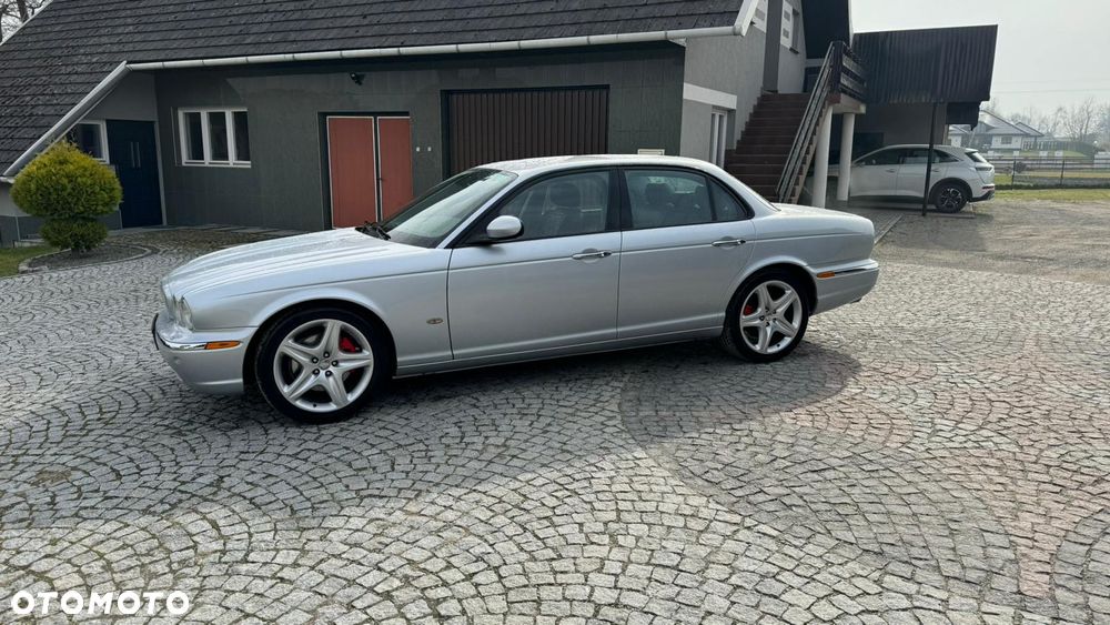 Jaguar XJ XJ6 2.7 Twin Turbo Executive - 1