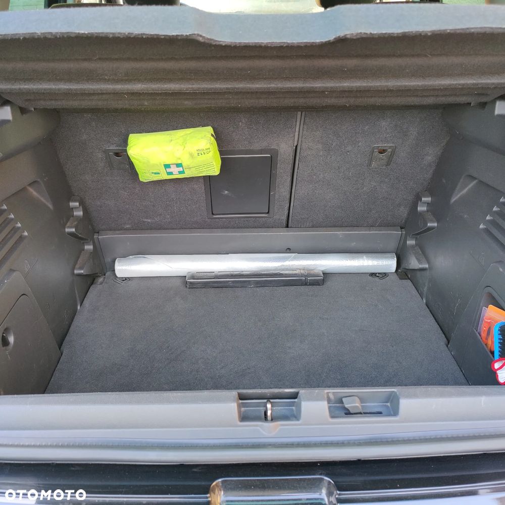 Peugeot 3008 1.6 HDi Style - 8