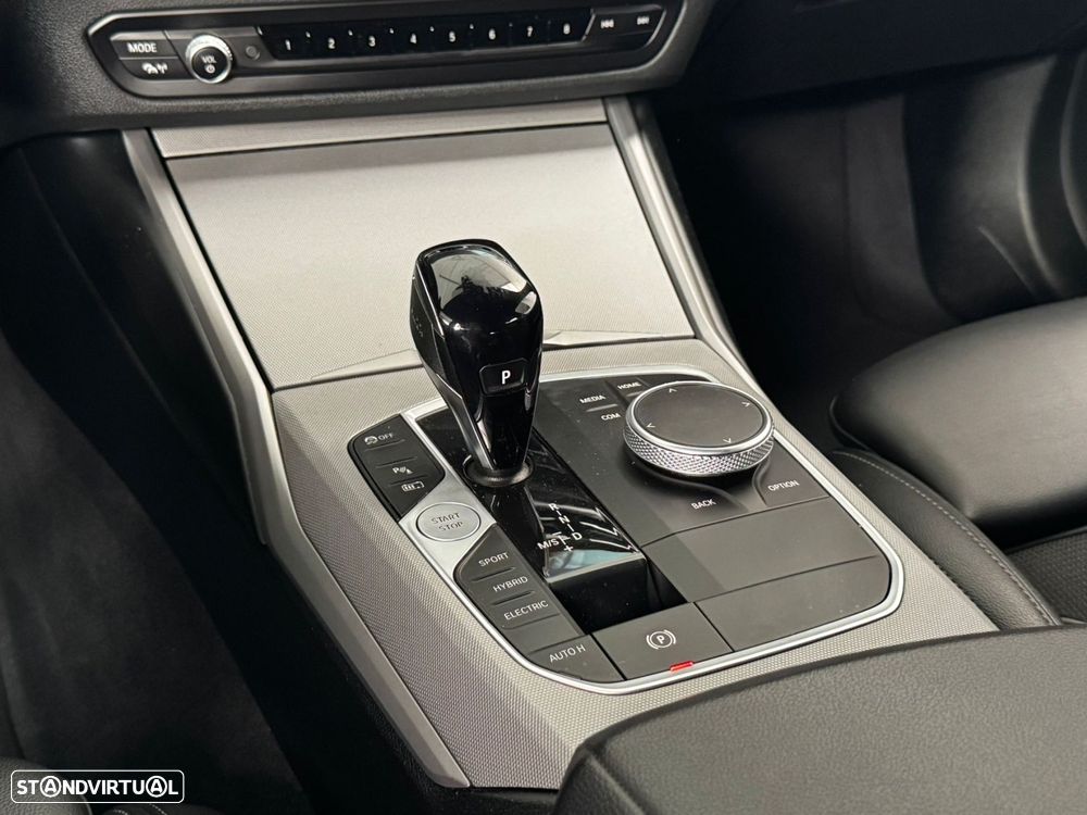 BMW 320 - 32