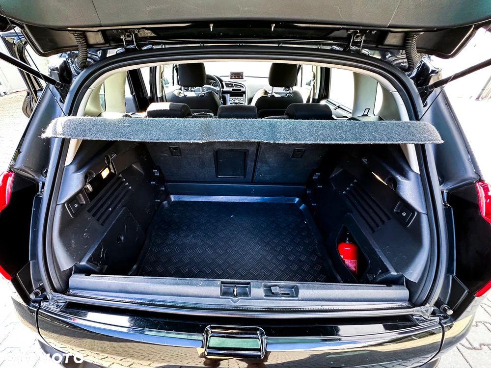 Peugeot 3008 HDi 150 Business-Line - 17