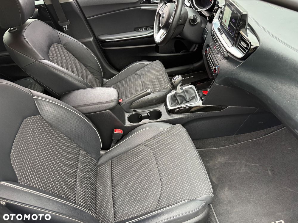 Kia Ceed 1.6 CRDi Edition 7 - 15