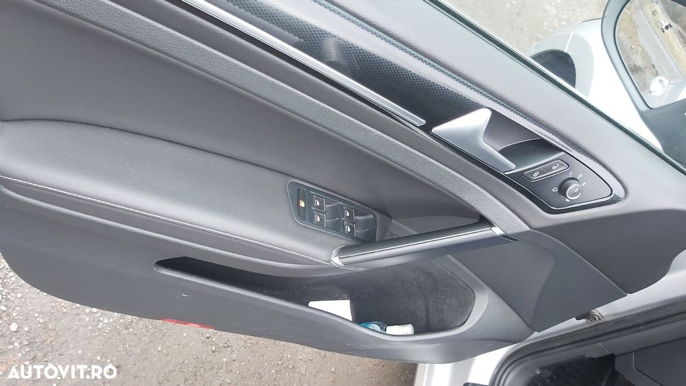 Volkswagen Golf 2.0 TDI BMT Highline - 17