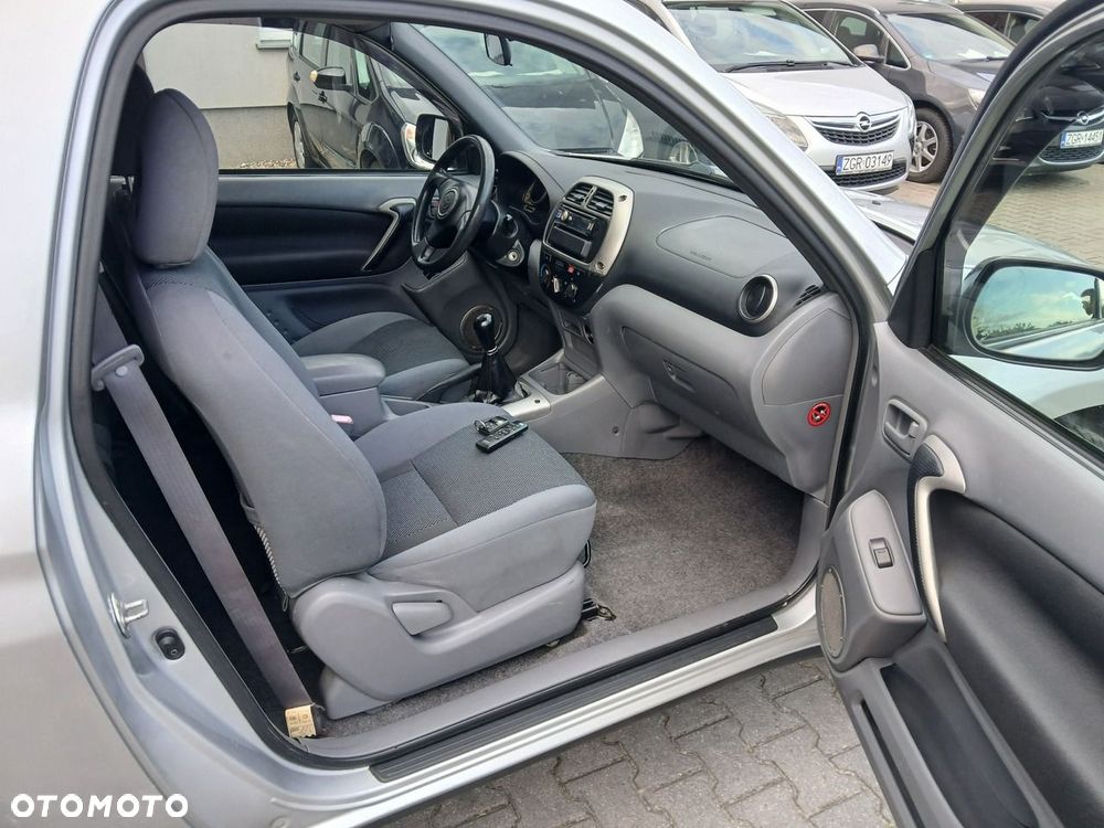 Toyota RAV4 4x2 Edition - 10
