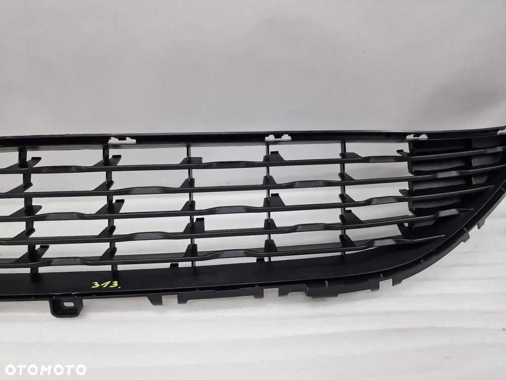 OPEL CORSA F 19- KRATKA ŚRODKOWA ZDERZAKA PRZEDNIEGO PRZÓD BEZ PDC , NR 9829831980 , NR AUKCJI KR313 - 5