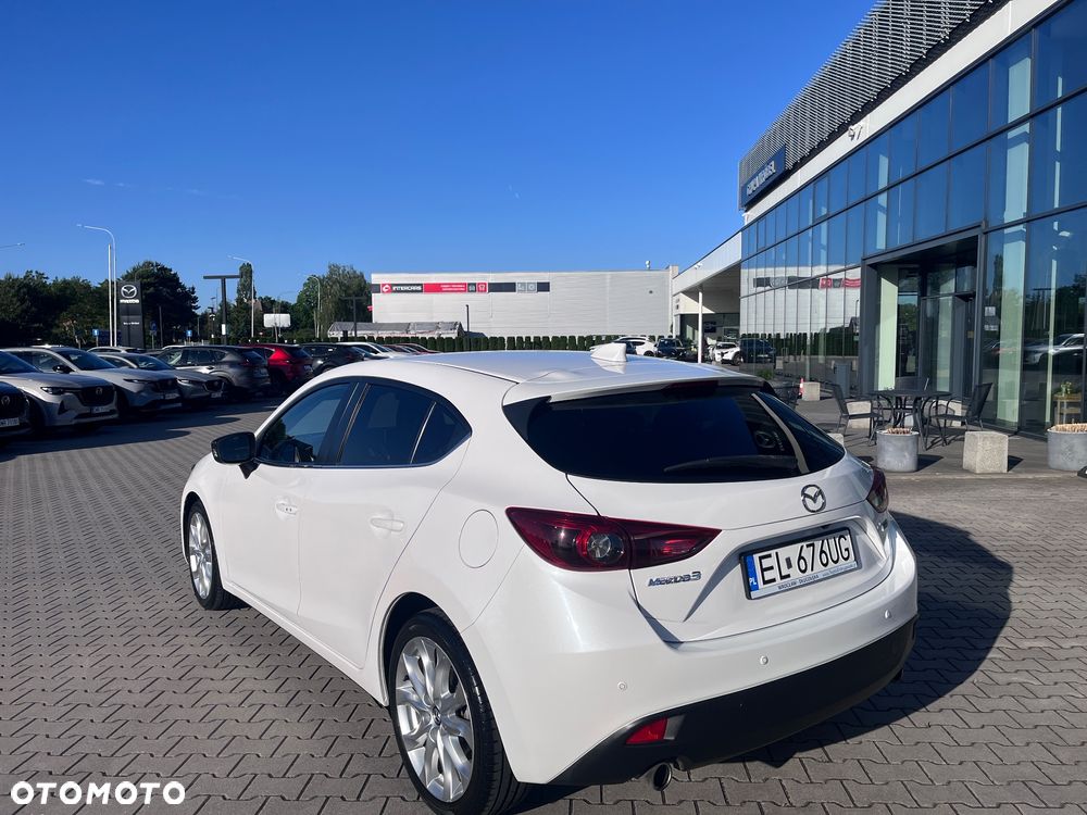 Mazda 3 - 5