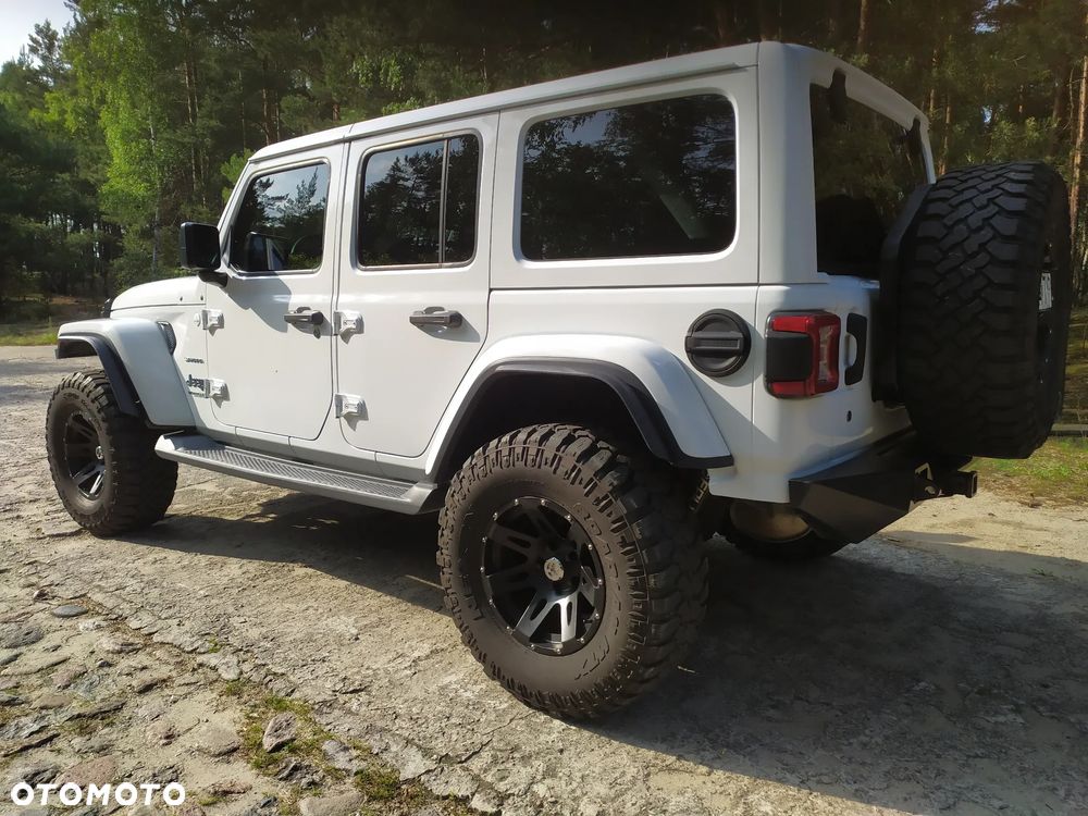 Jeep Wrangler Unlimited Hard-Top 3.6 Automatik Sahara - 6