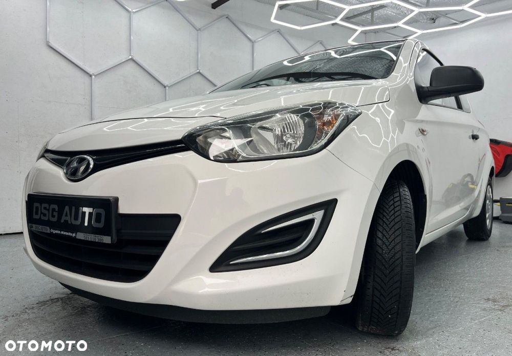 Hyundai i20 - 14